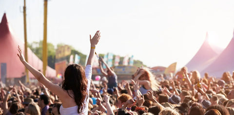 How Can I Look After My Hair At A Festival? - Hair Made Easi